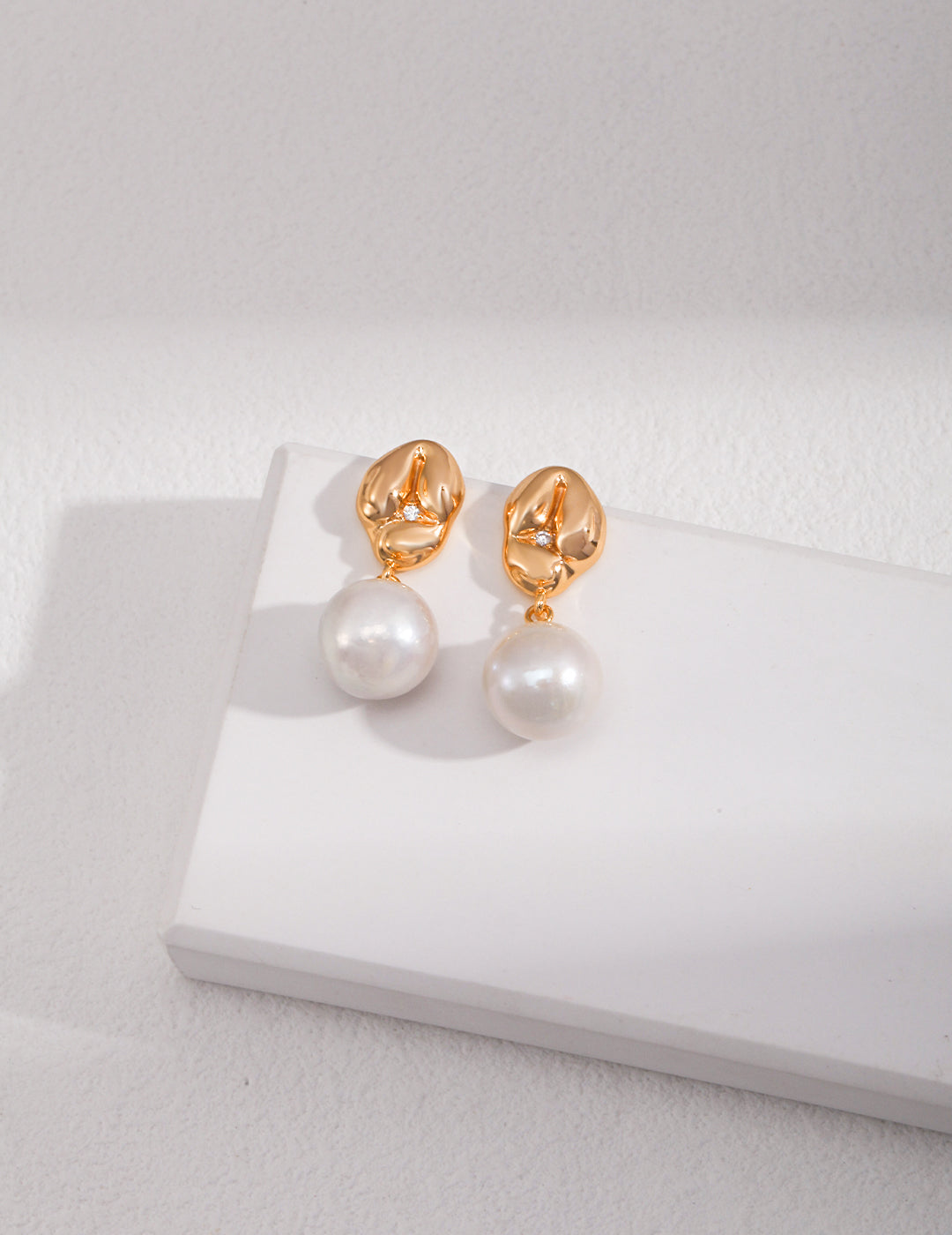Baroque Pearls Earrings