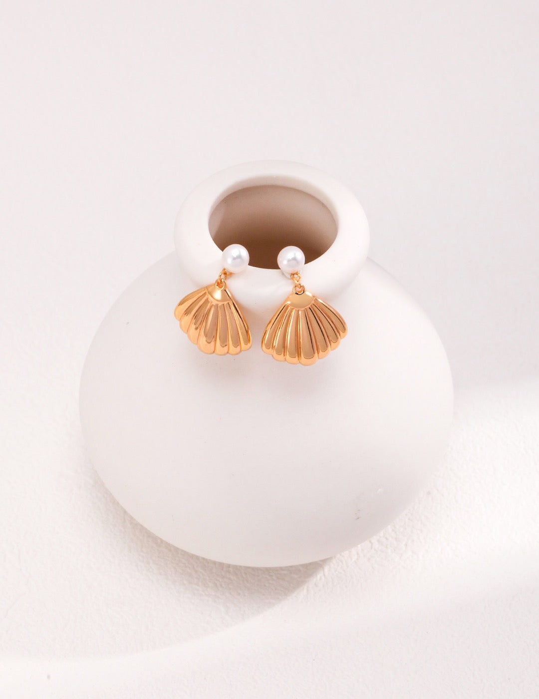 Shell Shape Golden Necklace