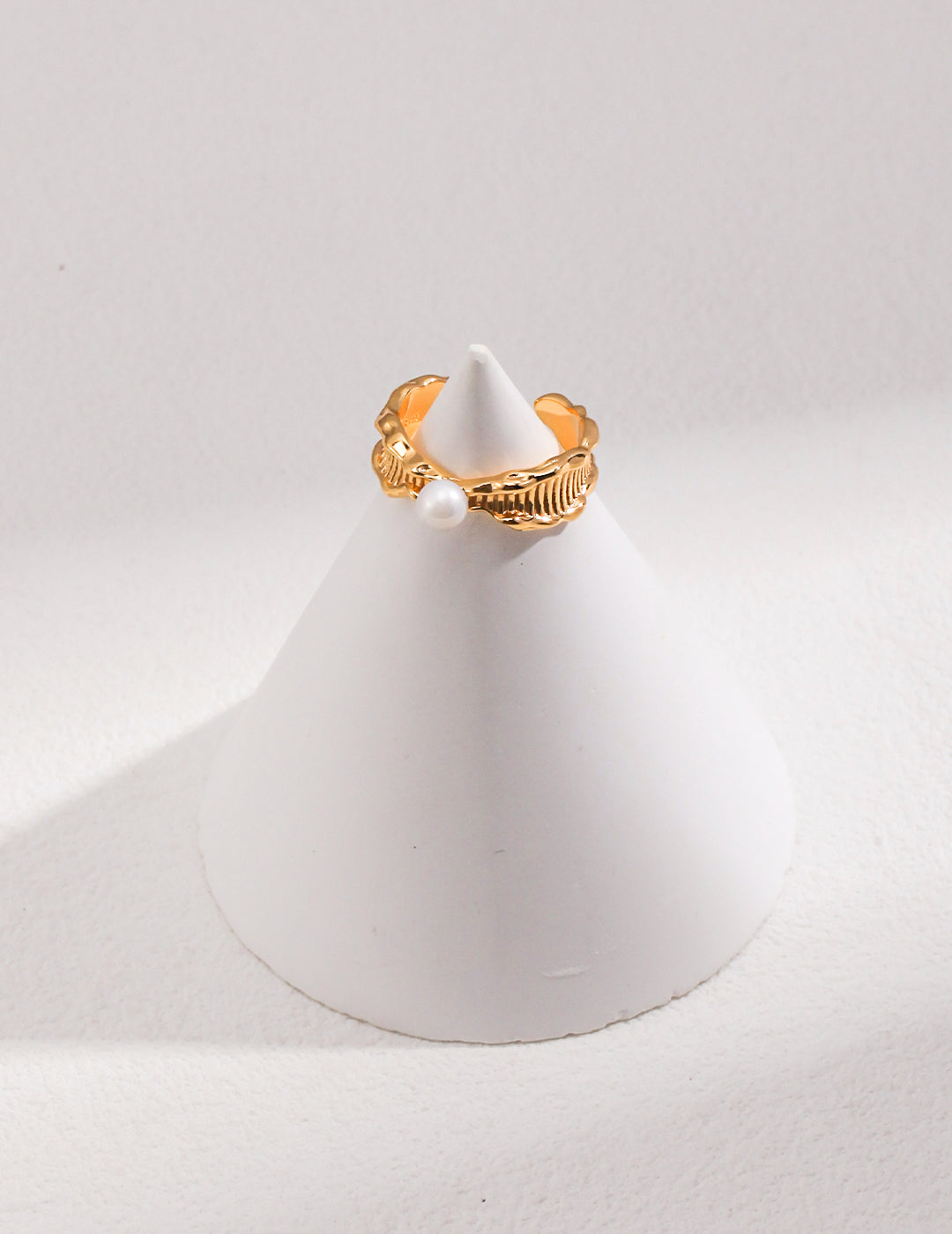 Pearl Golden Ring